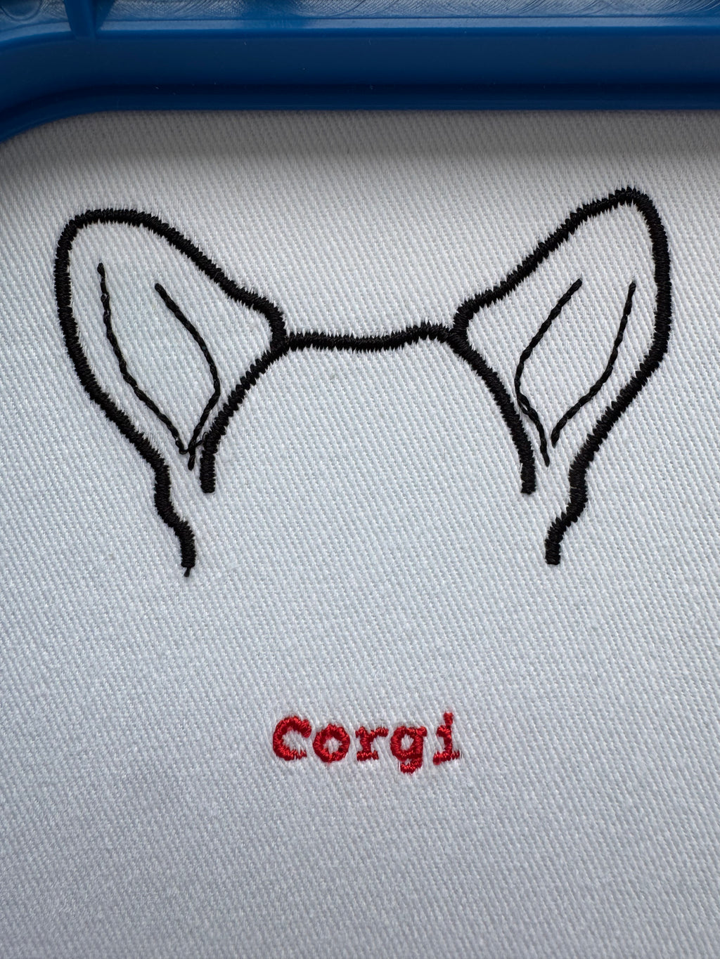 Custom Pet Portrait Line Art T-Shirt — Personalized Outline Dog & Cat Embroidery