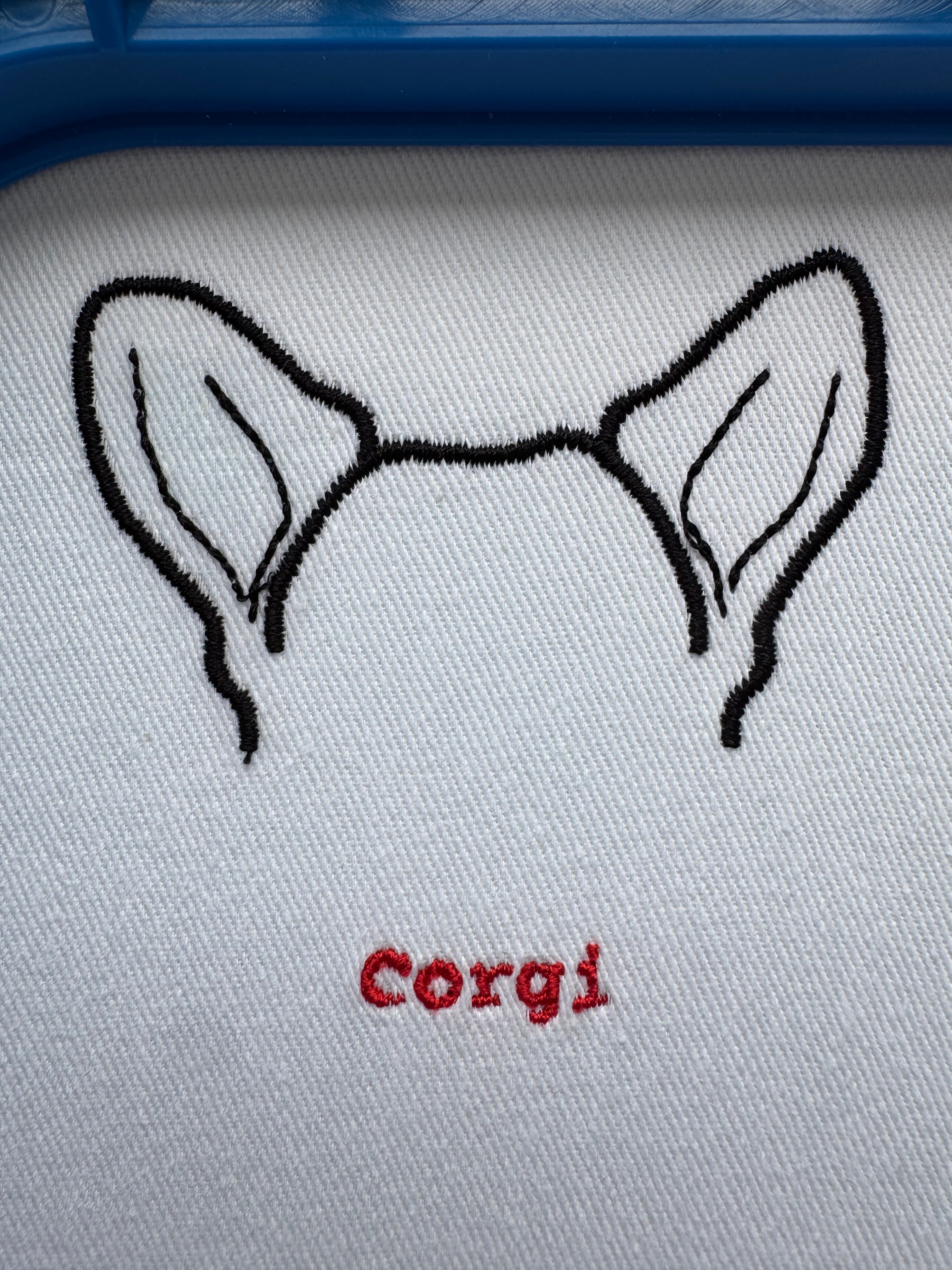 Custom Pet Portrait Line Art T-Shirt — Personalized Outline Dog & Cat Embroidery