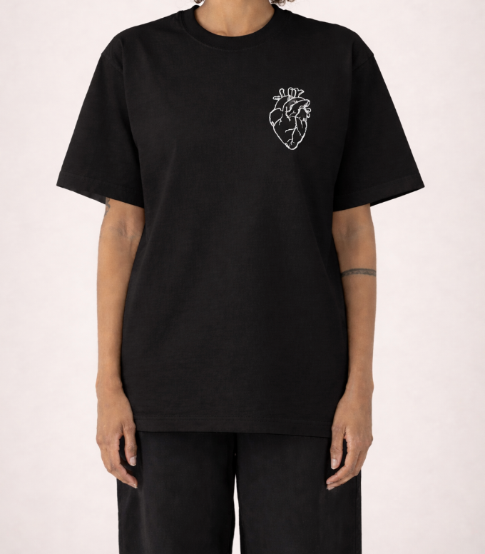Minimalist Heart Line Art Embroidered T-Shirt — Relaxed Fit Cotton Tee